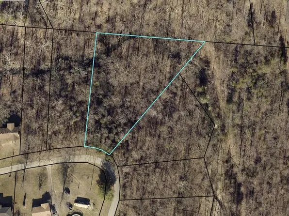 177 Meadowbrook Cir, Shepherdsville, KY 40165