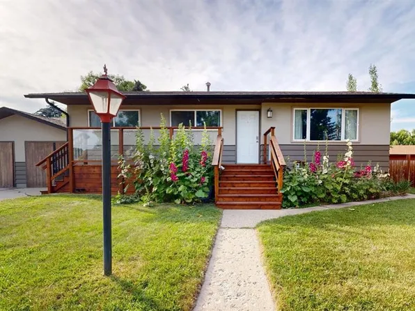 2312 SE 18th St, Nanton, AB T0L 1R0