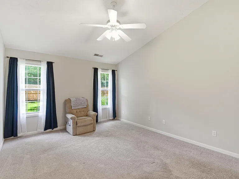752 Rosslyns Dl — Photo 29