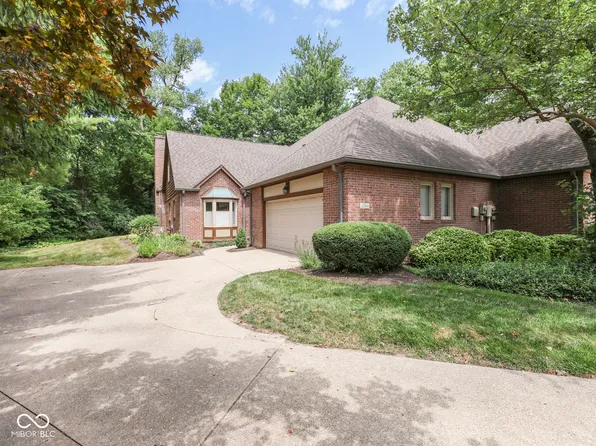2064 Oldfields Circle North Dr, Indianapolis, IN 46228