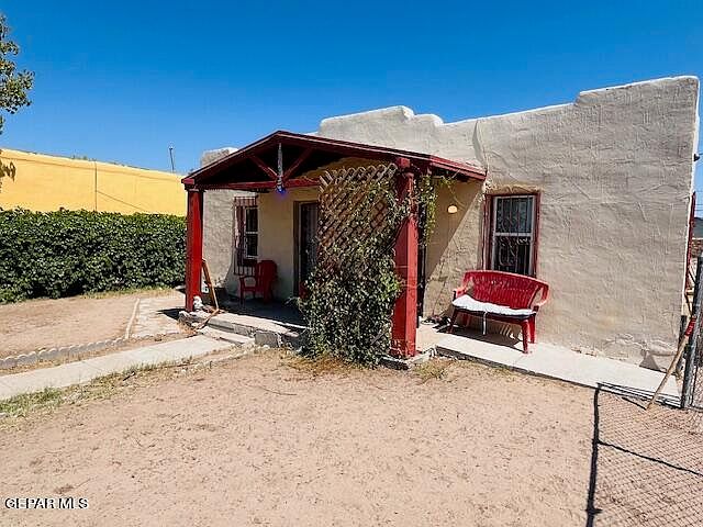 1st image of 3827 E Yandell Dr