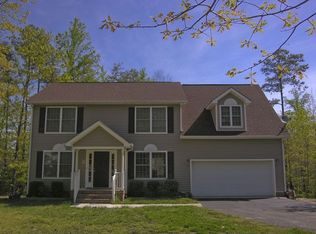 18095 Bridlewood Ln, Ruther Glen, VA 22546