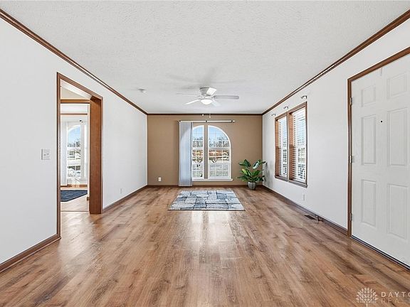 4th image of 12195 Wellington Dr