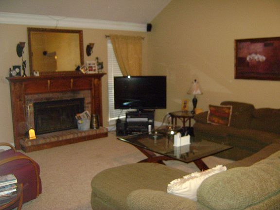 Great Room w/ Fireplace