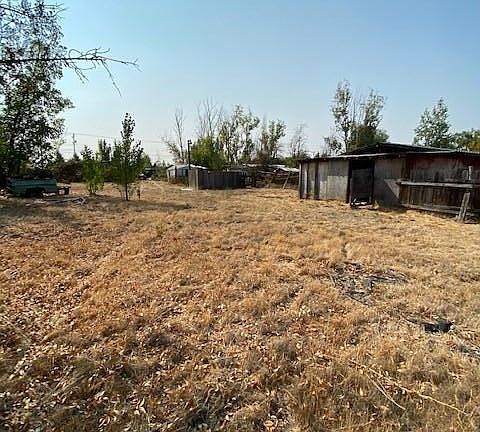 2nd image of 3131 Avenue A