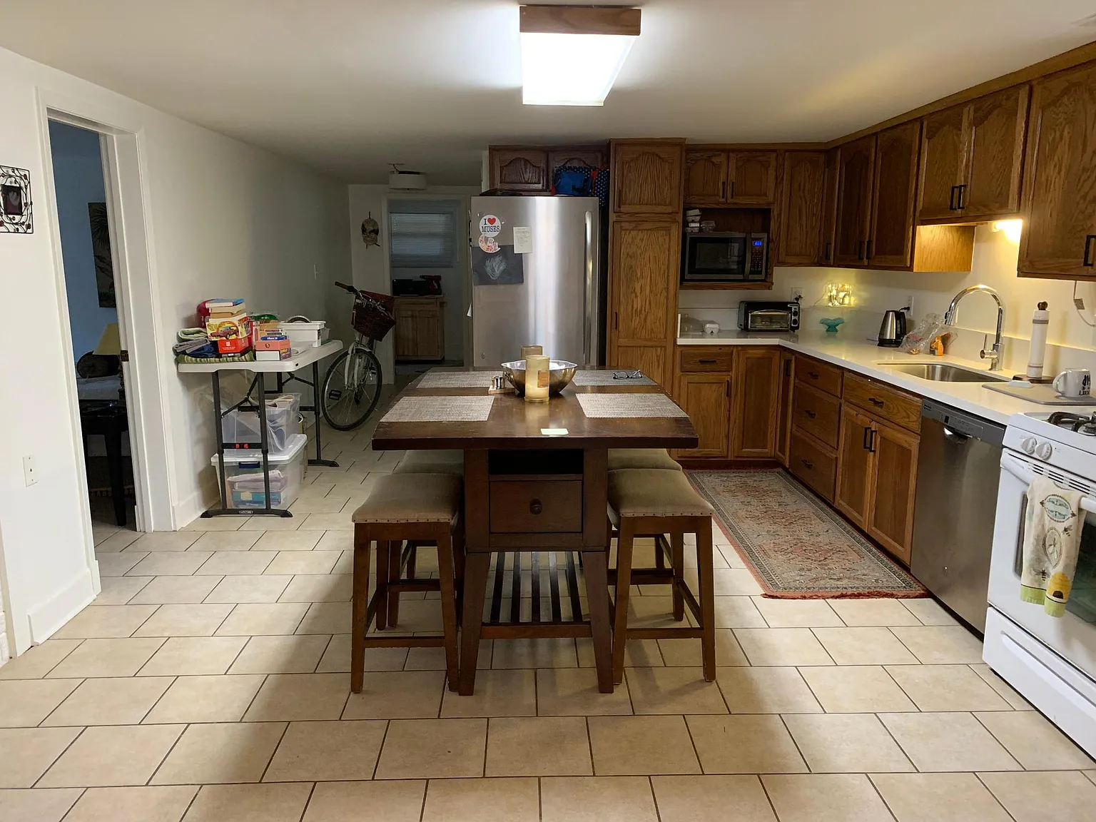 3 bed, 1450 sqft, $1,400 — Photo 4