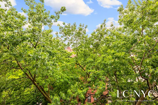 Rented by Keller Williams NYC | media 10