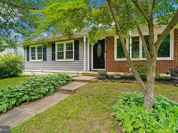 1248 Hilltop Dr, Annapolis, MD 21409