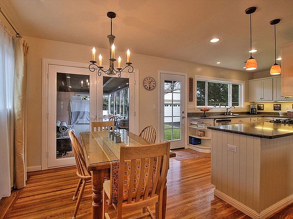 Bonus Room off Dining Area