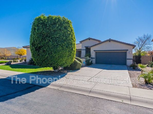 2741 E Yellowstone Pl