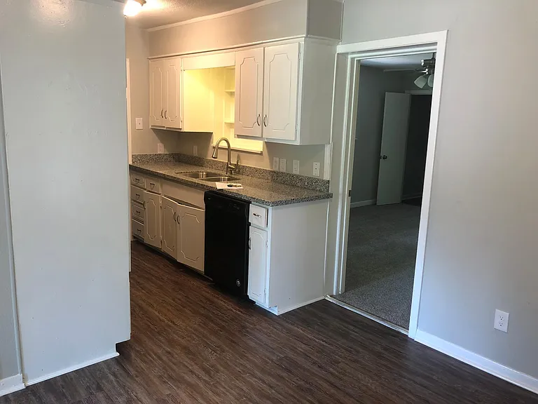 4323 Botany Ln — Photo 5