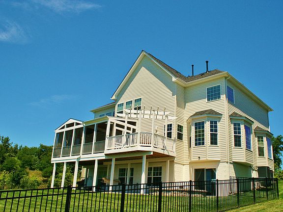 Back siding Deck Porch