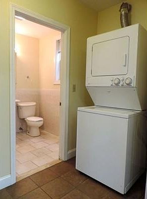 2nd image of 137 K St #1