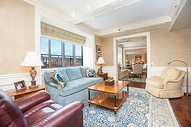 Sold by CitiSuites International Realty