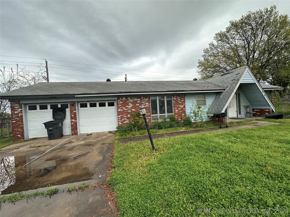 12131 E 31st Pl, Tulsa, OK 74146