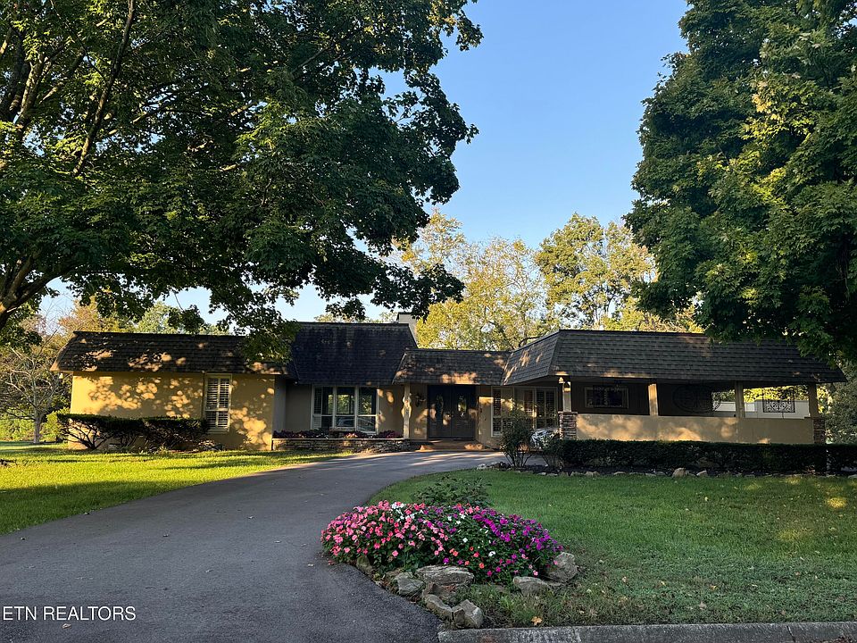 1st image of 12365 N Fox Den Dr