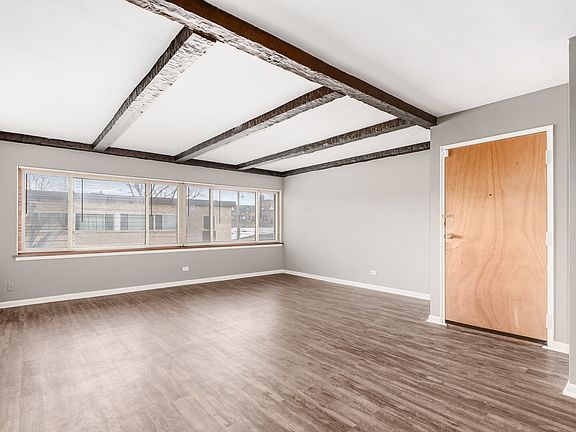 3rd image of 2622 Central Dr APT 2N