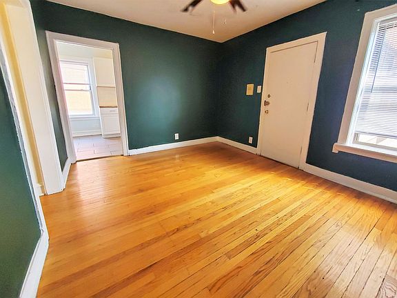5th image of 5639 N Magnolia Ave APT 1E