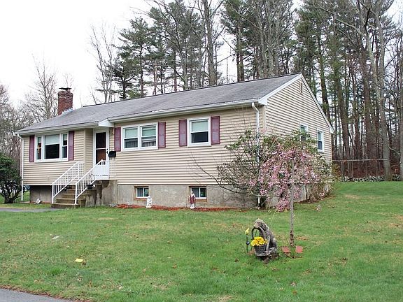 3rd image of 11 Stratford Ave