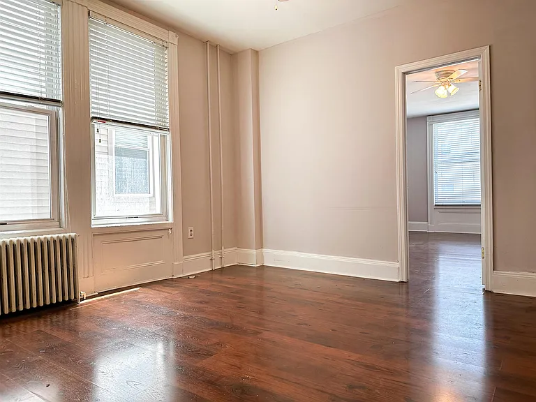 18 Howard Pl #1 — Photo 12