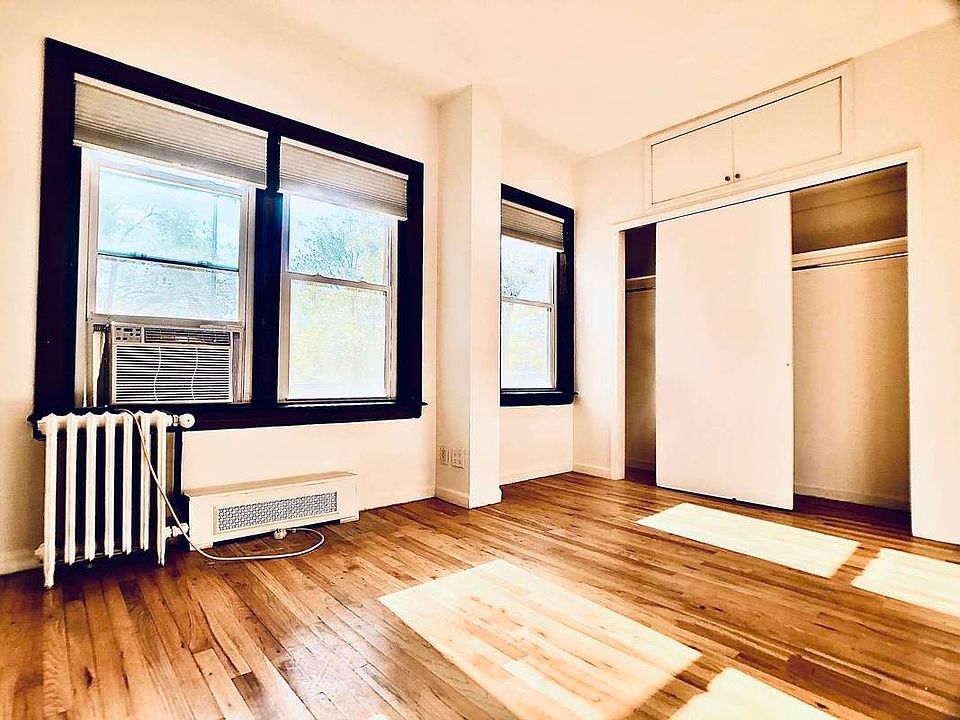 1st image of 455 18th St #Dx1f