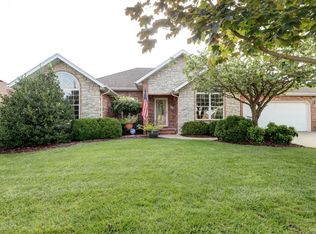 4910 S Tanager Ave, Battlefield, MO 65619