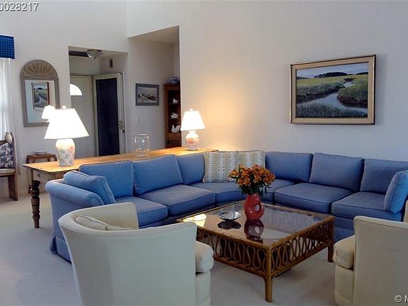 5th image of 13224 NW Harbour Ridge Blvd #4A