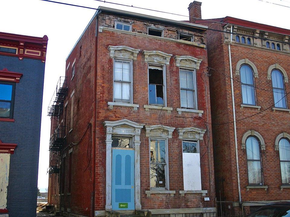 1st image of 1121 Dayton St