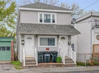 105 Oak Island St, Revere, MA 02151