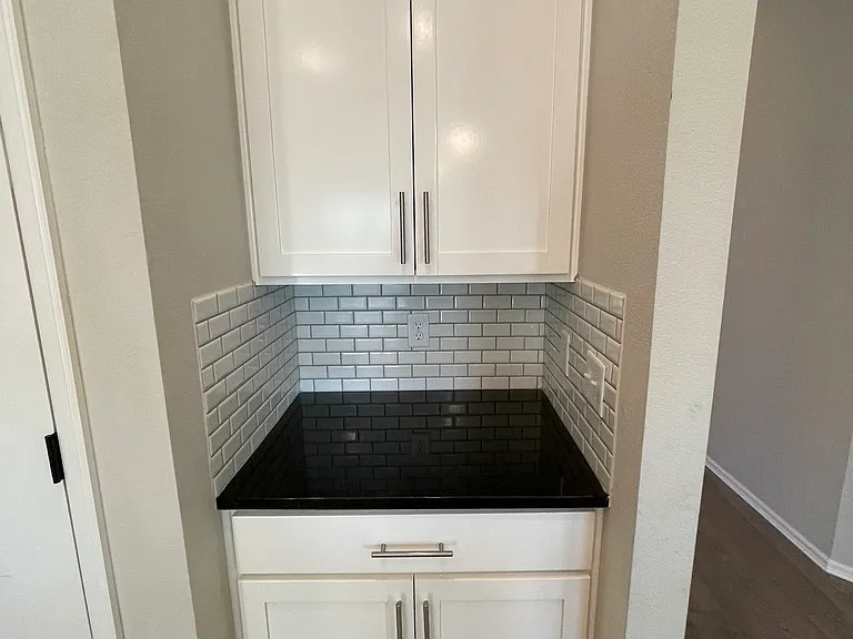 11126 S Adams St — Photo 13