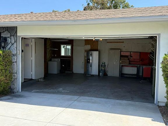 2nd image of 3738 Lynda Pl