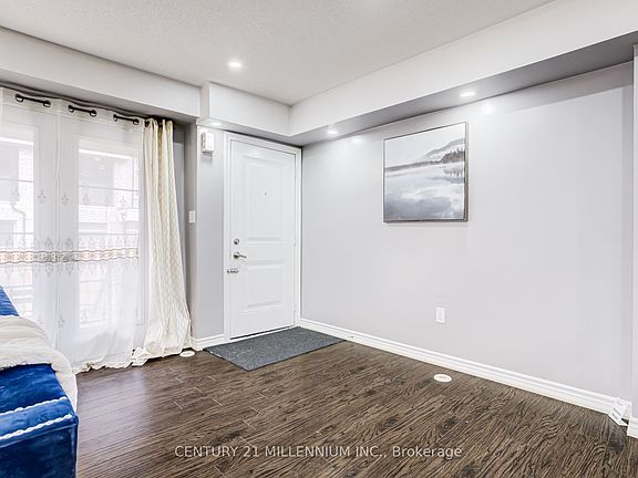 4th image of 200 Veterans Dr Unit 30