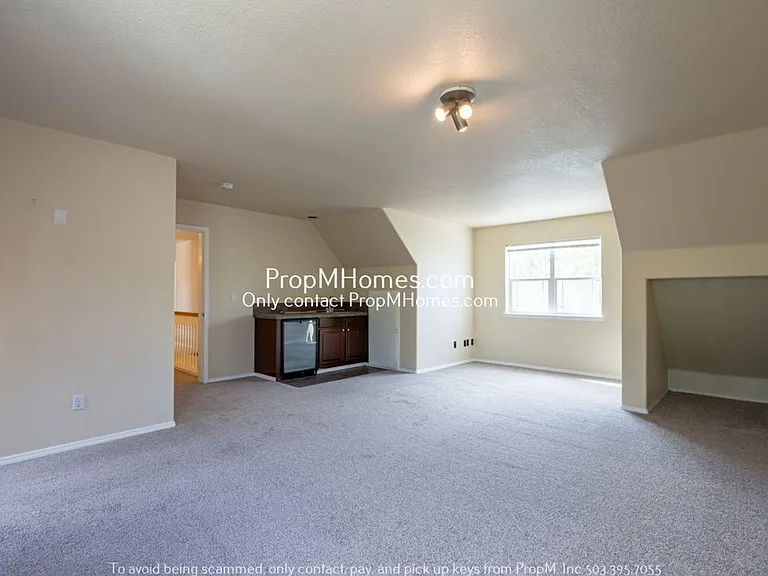 7561 SW Thornton Dr — Photo 23