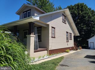 421 Rohrerstown Rd, Lancaster, PA 17603