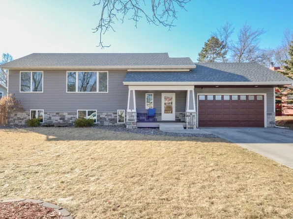 12024 Cree St NW, Coon Rapids, MN 55433