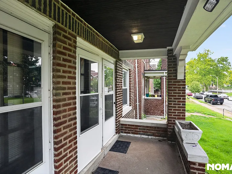 4948 Cote Brilliante Ave #2F — Photo 13