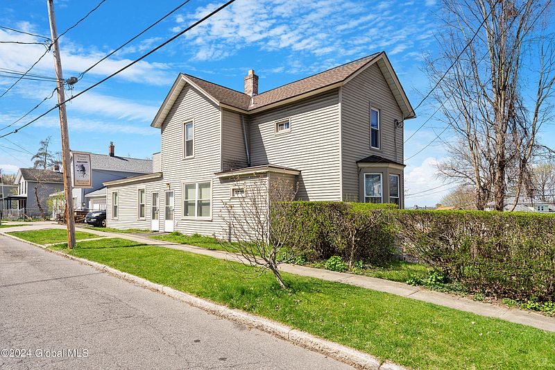 4th image of 1739 4th Street