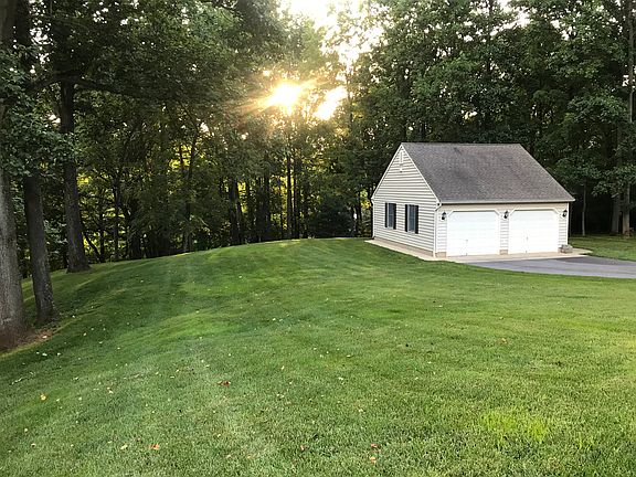 Detached 26X30 Garage
