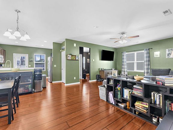 5th image of 144 Brookhaven Rd