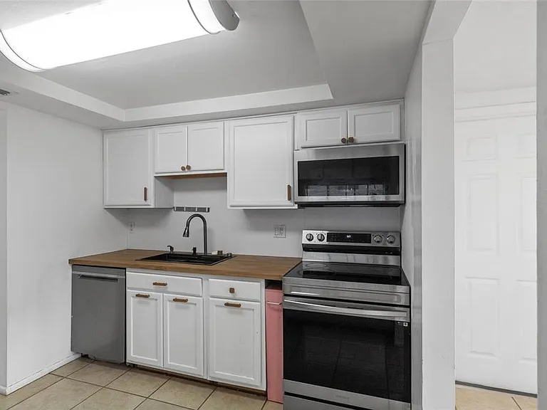 3327 Garfield Dr — Photo 21