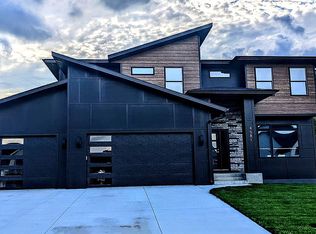 4581 Cassidy Ridge Dr NE, Rochester, MN 55906