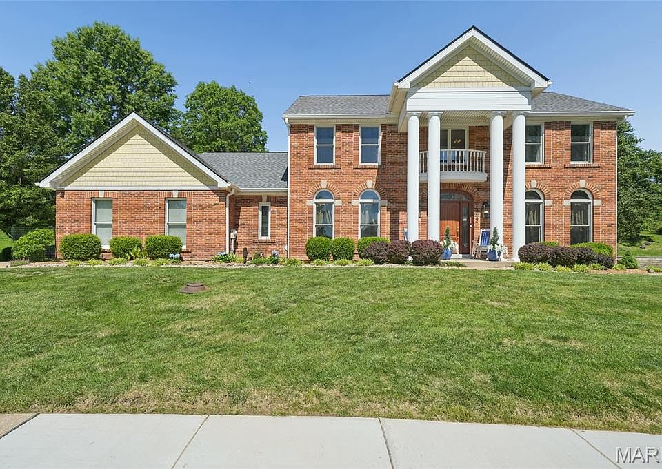 1st image of 1312 Riverdale Cir