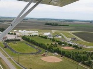 426 P51 Blvd E, Kindred, ND 58051