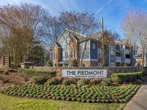 Primary Photo - Piedmont at Ivy Meadows