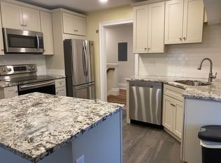 250 Lexington St #3, Boston, MA 02128