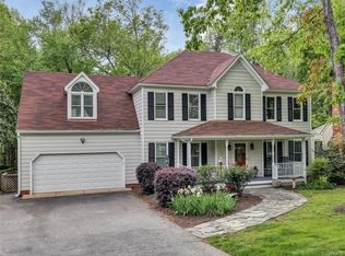 14404 Huntgate Woods Rd, Midlothian, VA 23112