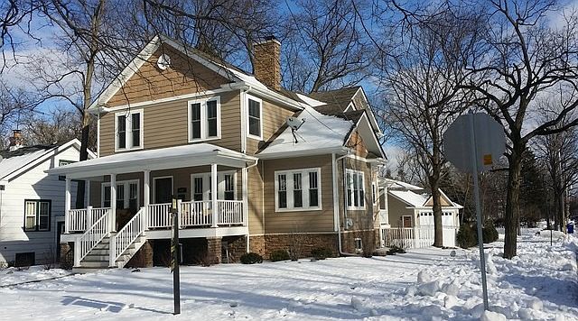 1st image of 647 Kenilworth Ave
