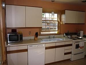 4th image of 1531 Ardmoor Ave
