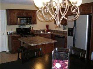 3614 SW Norman Ct, Topeka, KS 66610