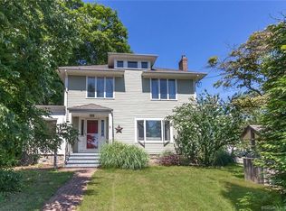 236 Fairfield Woods Rd, Fairfield, CT 06825